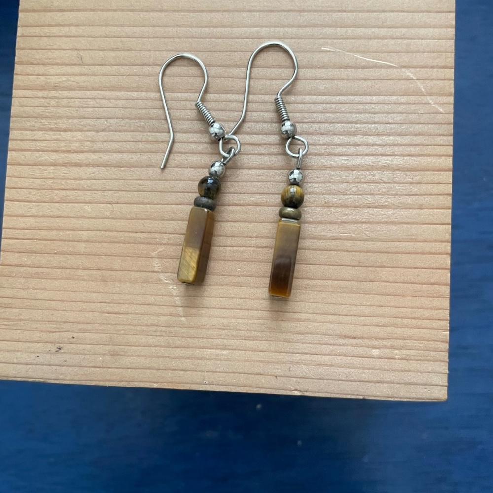 Vintage tiger eye earrings